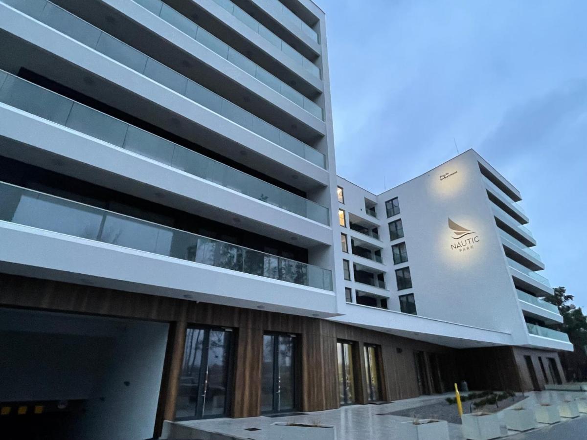 Apartament Morski Widok Nautic Park 51 Darlowko Exterior photo