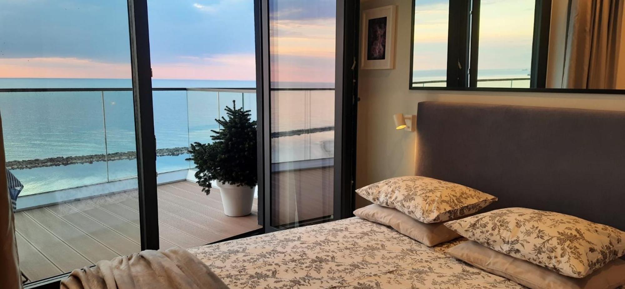 Apartament Morski Widok Nautic Park 51 Darlowko Exterior photo